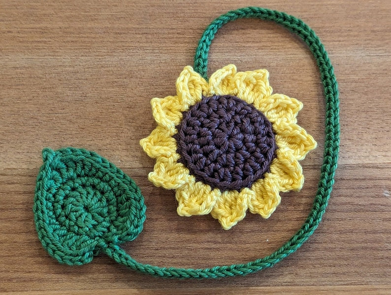 Sonnenblumen Lesezeichen gehäkelt 100% Baumwolle handgefertigt Buch bis 22 cm