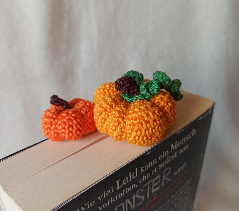 Gehäkeltes Kürbis Lesezeichen 3D Herbstdeko Buch Figur Halloween Cottagecore