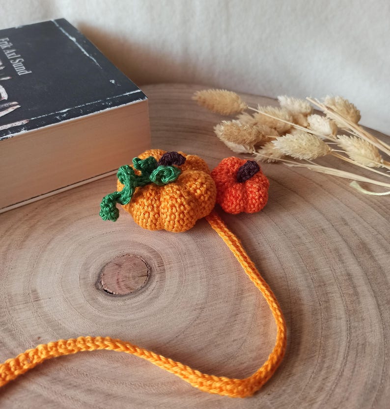 Gehäkeltes Kürbis Lesezeichen 3D Herbstdeko Buch Figur Halloween Cottagecore