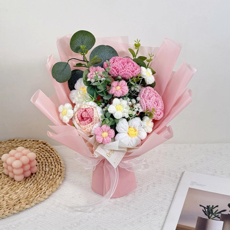 Handgehäkelter Rosenstrauß mit Blumenarrangement, Deko für Zuhause, Geburtstagsgeschenk, 13,7 cm hoch