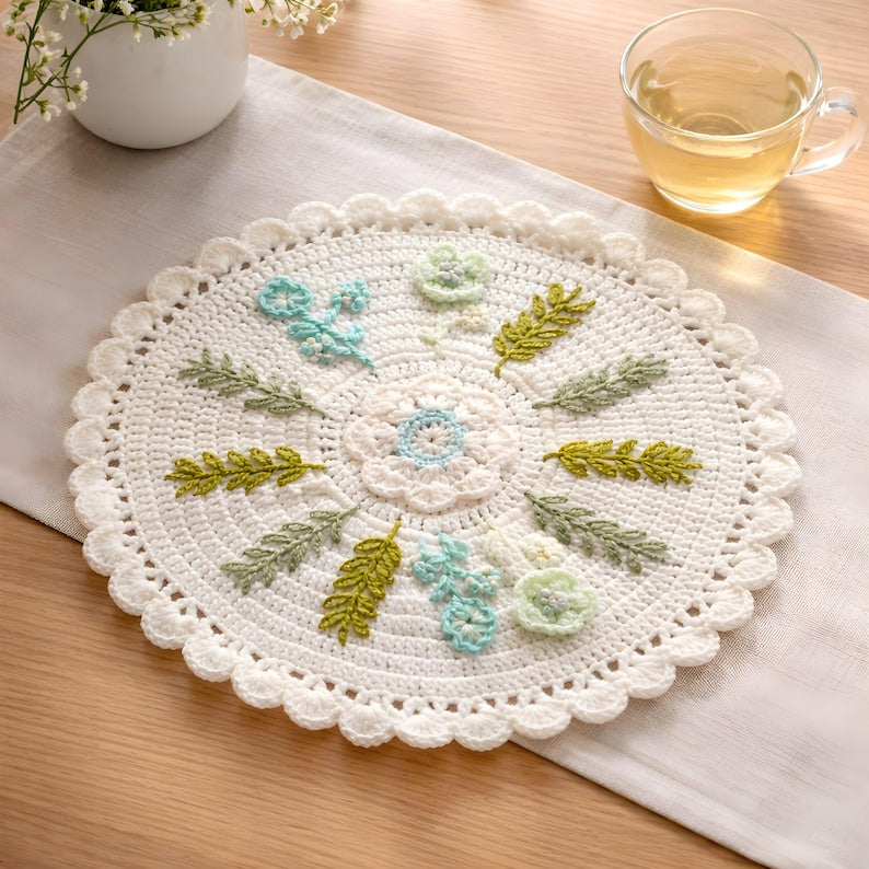 Weißes gehäkeltes Blumen-Platzset – rundes Häkel-Tischset aus Acrylgarn, 30 cm Durchmesser