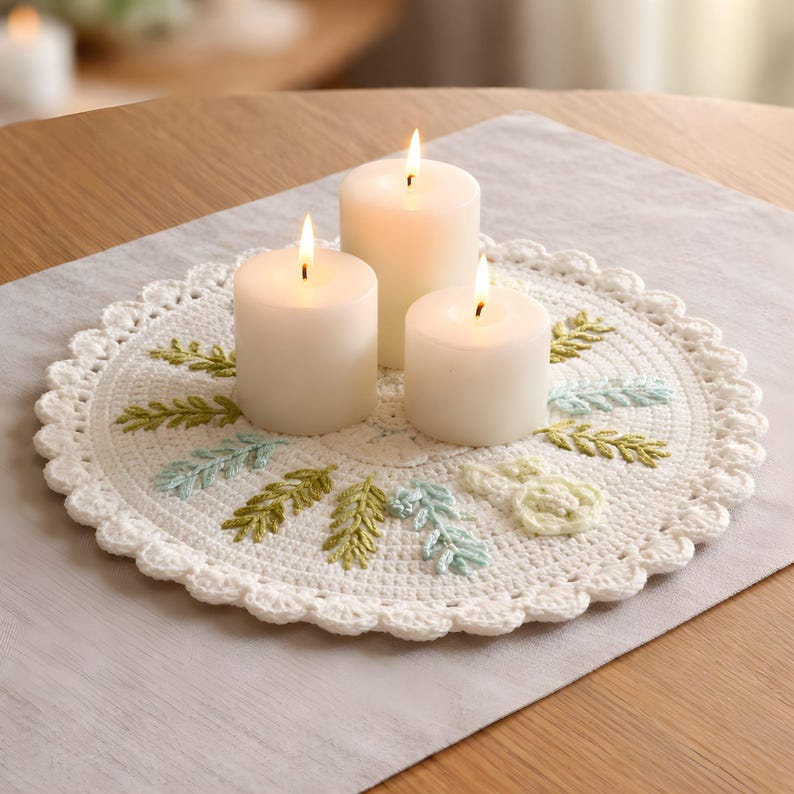 Weißes gehäkeltes Blumen-Platzset – rundes Häkel-Tischset aus Acrylgarn, 30 cm Durchmesser