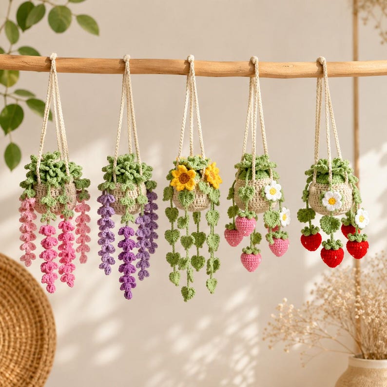 Gehäkelter Wisteria Auto-Rückspiegel Anhänger, handgemachte Blume im Topf, 15 cm, Auto-Dekoration