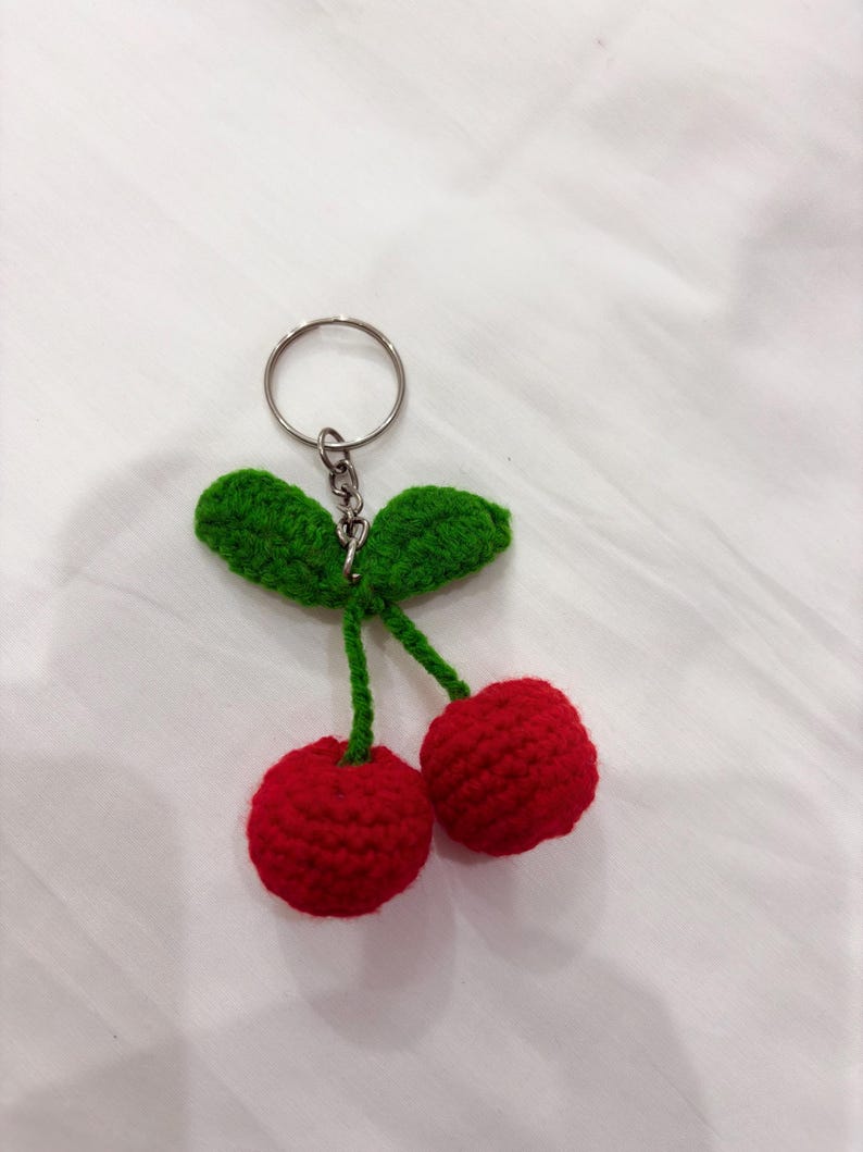 Kirsch Schlüsselanhänger Gehäkelt Taschenanhänger Handgemacht Obst Schlüsselring