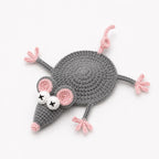 Gehäkelter Maus-Tassenuntersetzer, Grau mit Rosa Ohren, 3D Tierform für Kaffeetassen